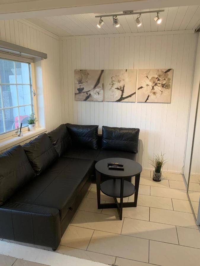 Nice And Quiet Apartment Kristiansand Buitenkant foto